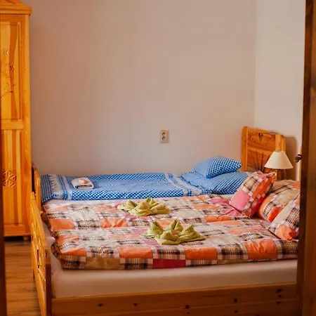 Gazdov Dvor Casa de Campo Vavrisovo