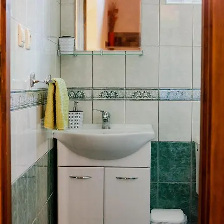 Gazdov dvor * Vavrisovo